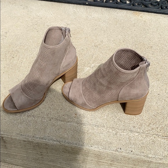 Abound Open Toe Booties - Picture 1 of 6